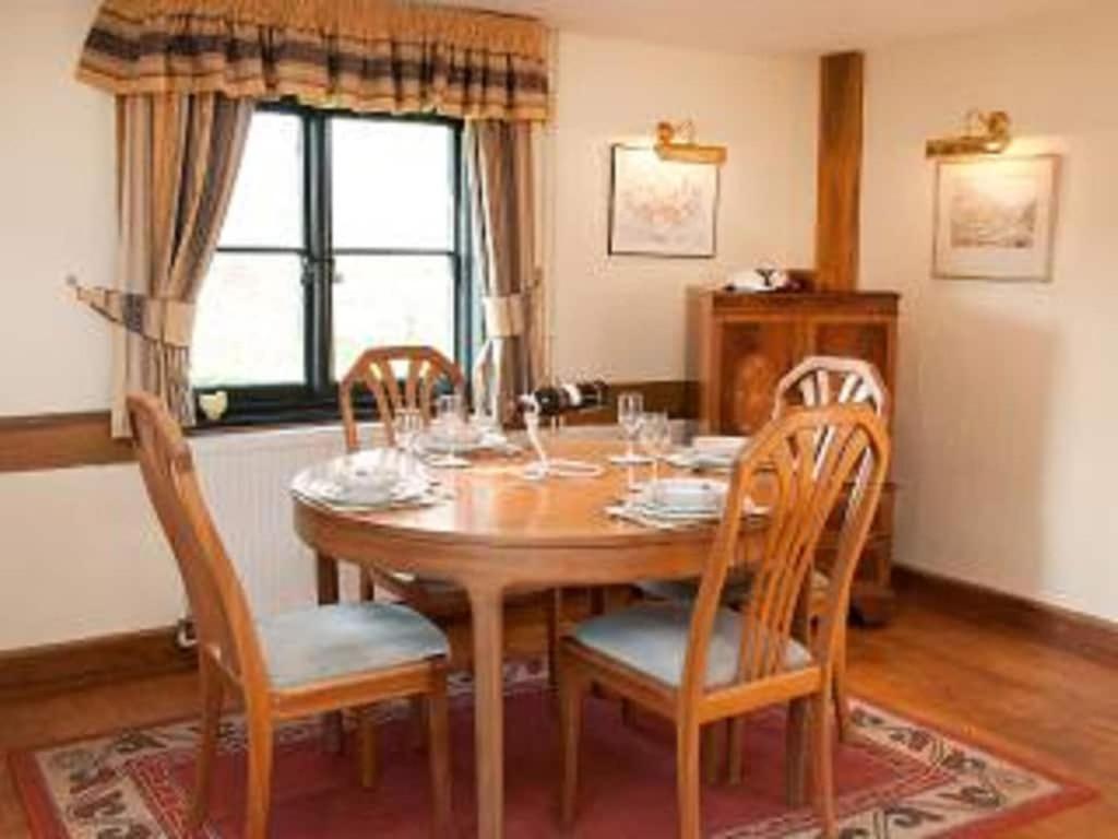 Paddock Barn ~ Short & Long Term Stay, Pets Welcome ~ Woodbridge, Framlingham Ar Cretingham ภายนอก รูปภาพ